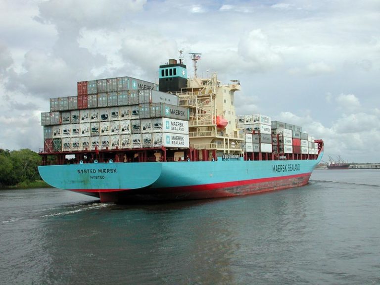 E-commerce Is Changing the Global Shipping Industry